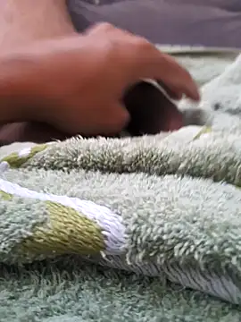 Snapshot of cizarkio chatting on February 11, 9:35 pm cizarkio online show from February 11, 9:35 pm