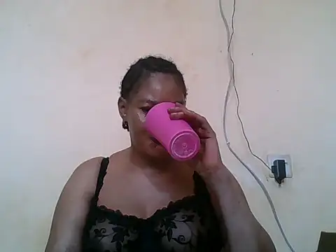 ANALQUEEN4 online show from April 2, 6:20 am