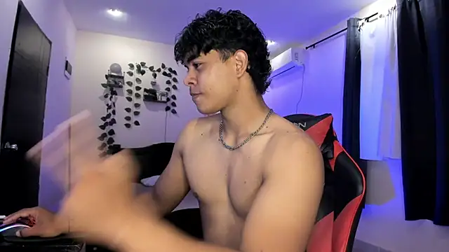 johan beley  online show from April 10, 3:41 pm