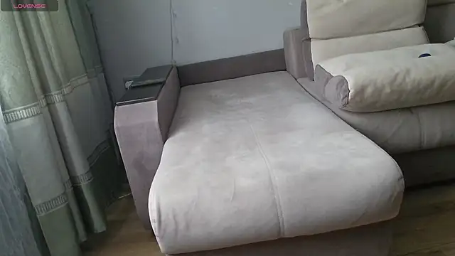 MilaaMilaa online show from November 11, 3:34 am