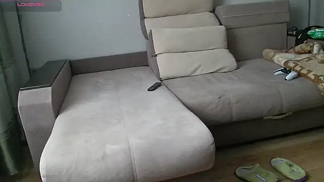 MilaaMilaa online show from January 12, 4:30 am