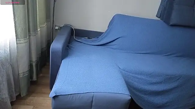 MilaaMilaa online show from February 17, 3:37 am