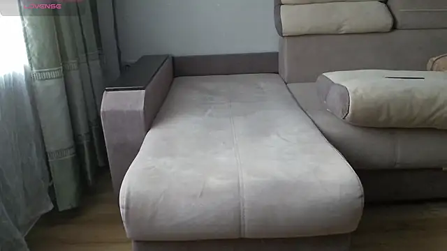 MilaaMilaa online show from January 13, 3:32 am