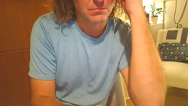 Snapshot of costanza7070 chatting on November 23, 1:37 am costanza7070 online show from November 23, 1:37 am