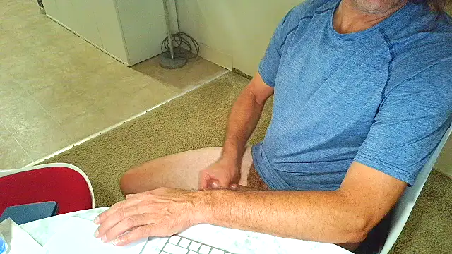 costanza7070 online show from May 22, 5:49 am