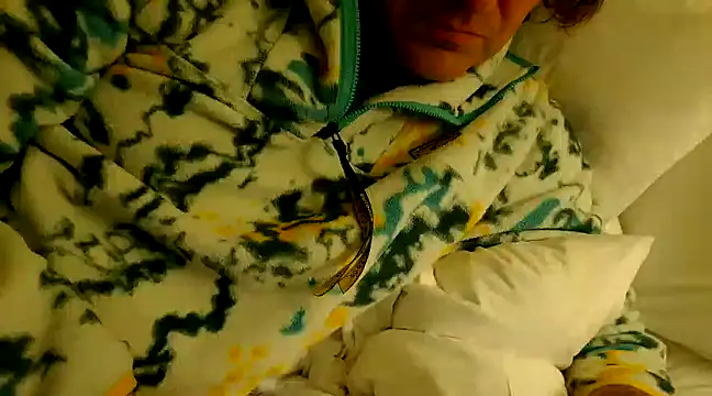 costanza7070 online show from March 13, 5:43 am