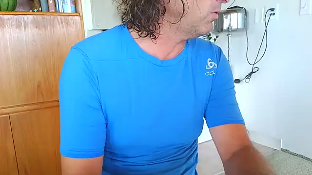 costanza7070 online show from March 28, 6:09 pm