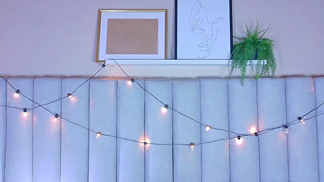 EngelStone online show from December 5, 7:34 pm