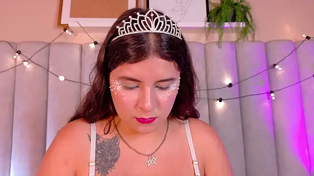 EngelStone online show from November 12, 8:01 pm