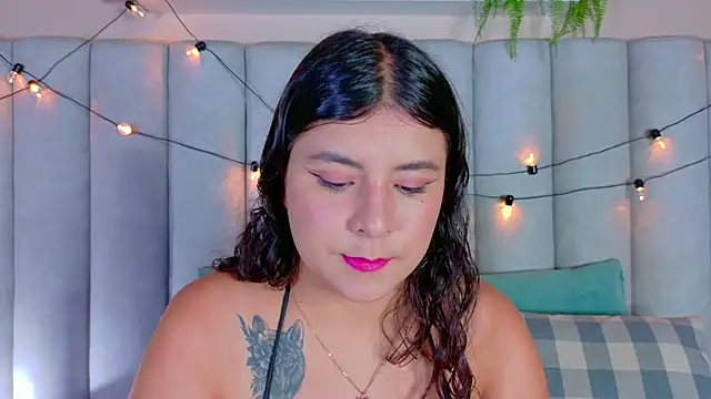 EngelStone online show from November 26, 7:36 pm