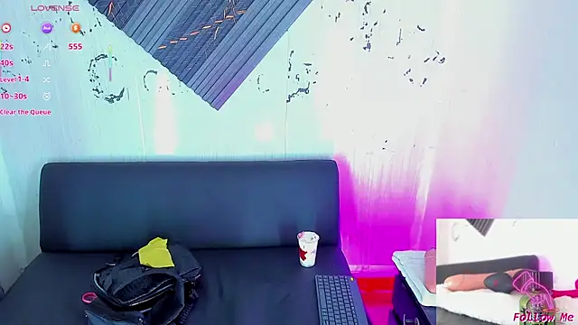 Piggy Eddy online show from November 24, 8:42 pm