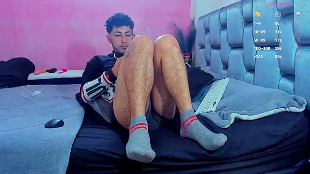 Piggy Eddy online show from March 5, 12:44 pm