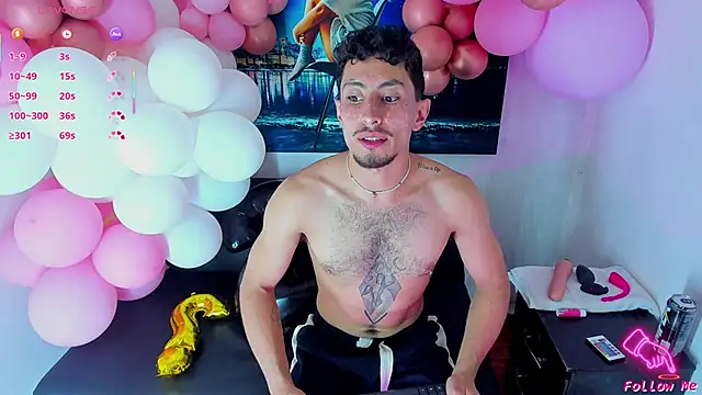 Piggy Eddy online show from October 1, 5:23 am