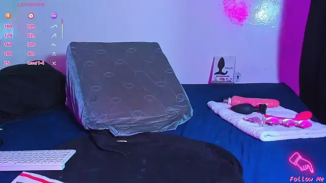 Piggy Eddy online show from February 10, 6:12 am