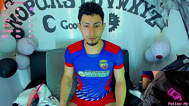 Piggy Eddy online show from October 28, 9:14 pm