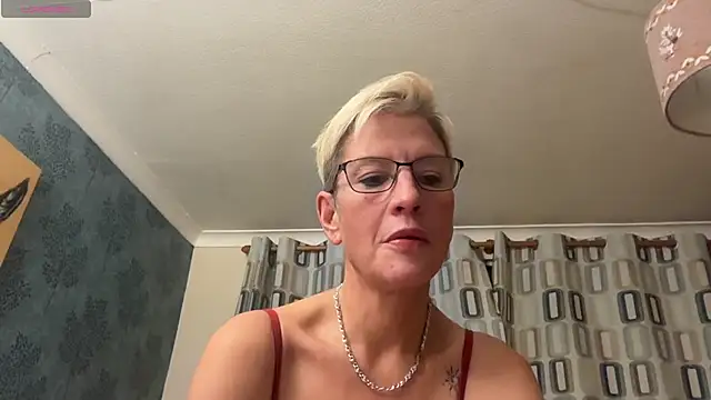 JennyHazel1 online show from November 23, 6:40 pm