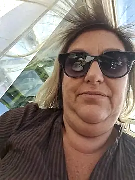 Snapshot of Mara-24 chatting on October 27, 10:27 am Mara-24 online show from October 27, 10:27 am