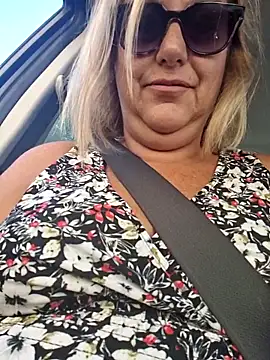 Snapshot of Mara-24 chatting on September 22, 6:52 am Mara-24 online show from September 22, 6:52 am