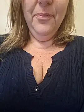 Snapshot of Mara-24 chatting on March 10, 8:45 pm Mara-24 online show from March 10, 8:45 pm