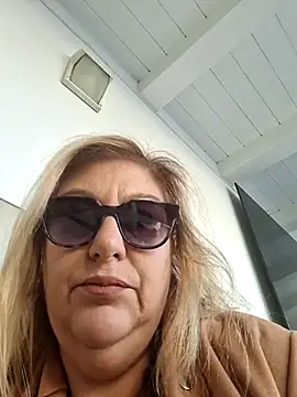 Snapshot of Mara-24 chatting on October 24, 6:56 am Mara-24 online show from October 24, 6:56 am