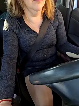 Snapshot of Mara-24 chatting on March 5, 2:34 pm Mara-24 online show from March 5, 2:34 pm