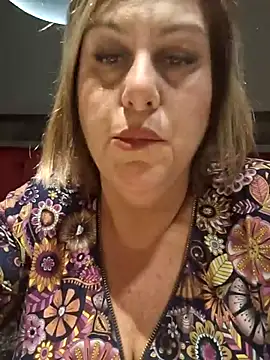 Snapshot of Mara-24 chatting on December 3, 7:46 pm Mara-24 online show from December 3, 7:46 pm