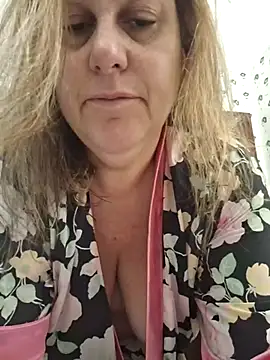 Snapshot of Mara-24 chatting on March 9, 12:09 pm Mara-24 online show from March 9, 12:09 pm