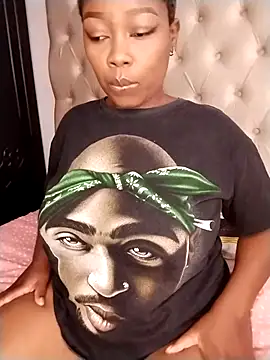 bigbootyboohle online show from December 2, 7:21 am