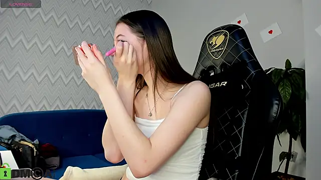 Nicole Charm online show from March 23, 11:48 pm