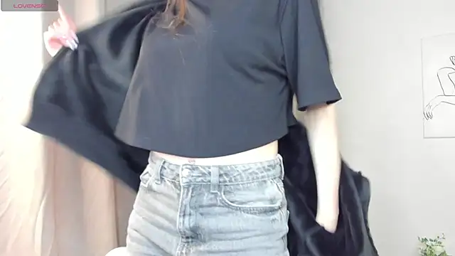 Snapshot of Nicole_Charm chatting on February 25, 8:21 pm Nicole Charm online show from February 25, 8:21 pm