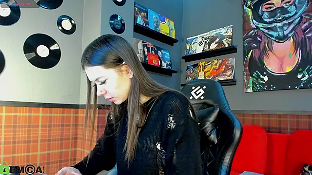 Nicole Charm online show from March 3, 12:06 am