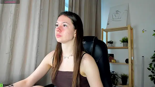 Snapshot of Nicole_Charm chatting on June 16, 11:49 pm Nicole Charm online show from June 16, 11:49 pm