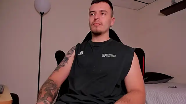 Snapshot of james_connor2 chatting on November 21, 7:02 pm james connor2 online show from November 21, 7:02 pm