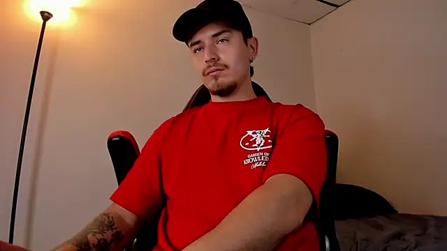 Snapshot of james_connor2 chatting on March 3, 6:56 pm james connor2 online show from March 3, 6:56 pm