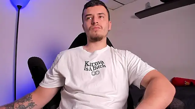 james connor2 online show from March 30, 6:53 pm