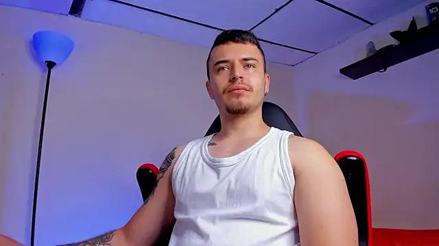 Snapshot of james_connor2 chatting on October 5, 3:03 pm james connor2 online show from October 5, 3:03 pm