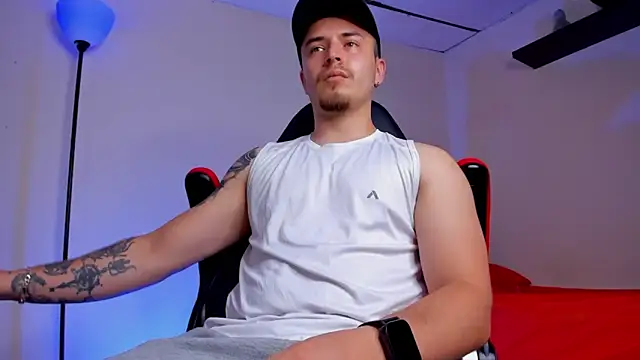 Snapshot of james_connor2 chatting on October 4, 7:37 pm james connor2 online show from October 4, 7:37 pm