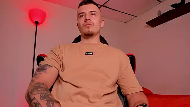 Snapshot of james_connor2 chatting on October 22, 7:46 pm james connor2 online show from October 22, 7:46 pm