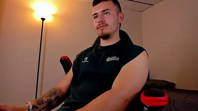 Snapshot of james_connor2 chatting on March 22, 7:20 pm james connor2 online show from March 22, 7:20 pm