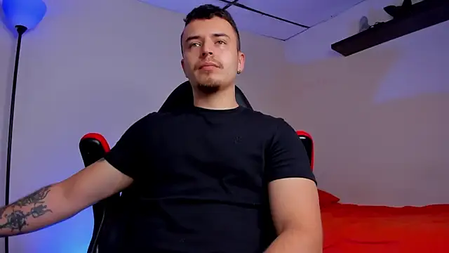 Snapshot of james_connor2 chatting on October 3, 6:42 pm james connor2 online show from October 3, 6:42 pm