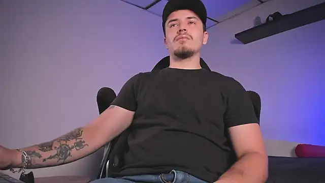 james connor2 online show from May 30, 6:46 pm