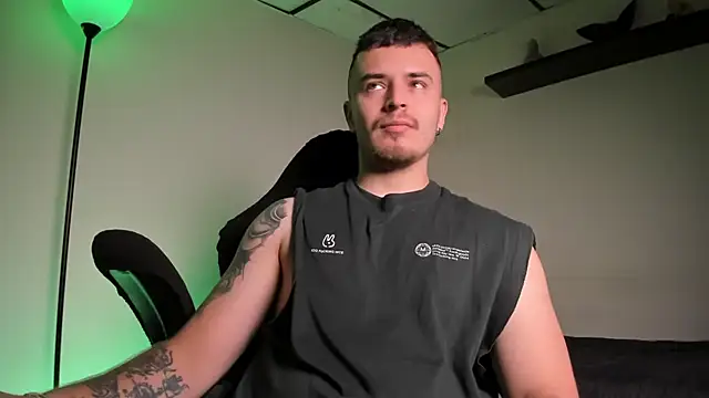 james connor2 online show from February 7, 6:49 pm