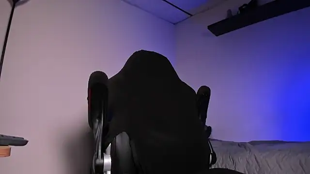 james connor2 online show from April 12, 3:37 pm