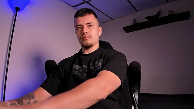 james connor2 online show from March 12, 7:18 pm