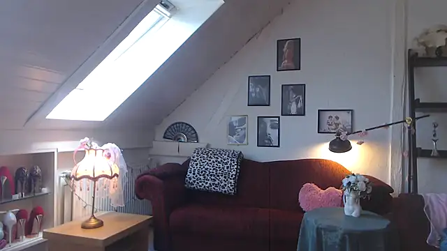 GinaBlonde online show from May 23, 10:36 am