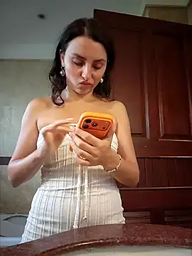 Izabella Bella online show from May 10, 7:56 am