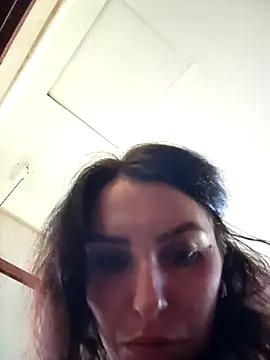 Snapshot of Izabella_Bella chatting on October 6, 6:47 am Izabella Bella online show from October 6, 6:47 am