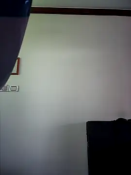 Snapshot of Izabella_Bella chatting on March 3, 7:35 am Izabella Bella online show from March 3, 7:35 am
