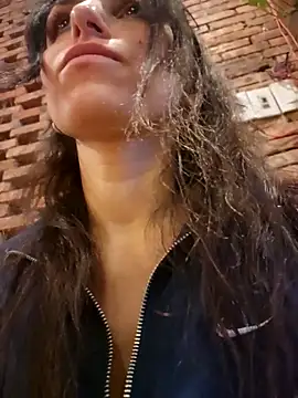 Izabella Bella online show from December 19, 9:55 am