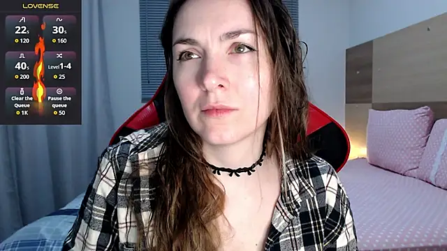 Snapshot of Naughty_Annn chatting on June 16, 2:55 am Naughty Annn online show from June 16, 2:55 am